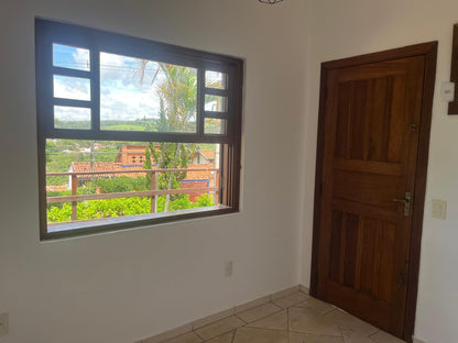 🏡 Sobrado com 4 suítes, área gourmet e piscina aquecida